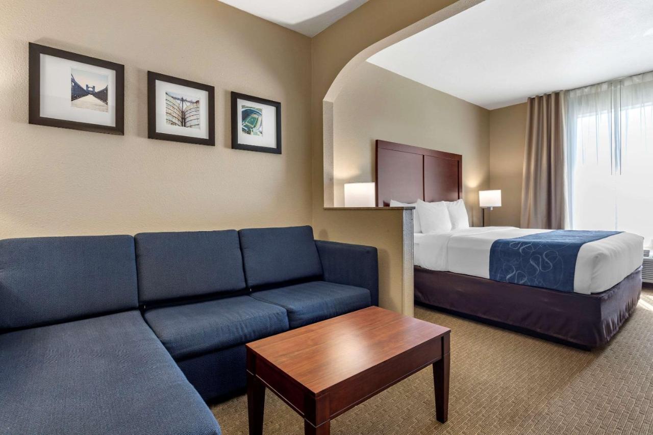 Comfort Suites Waco Near University Area Exterior photo