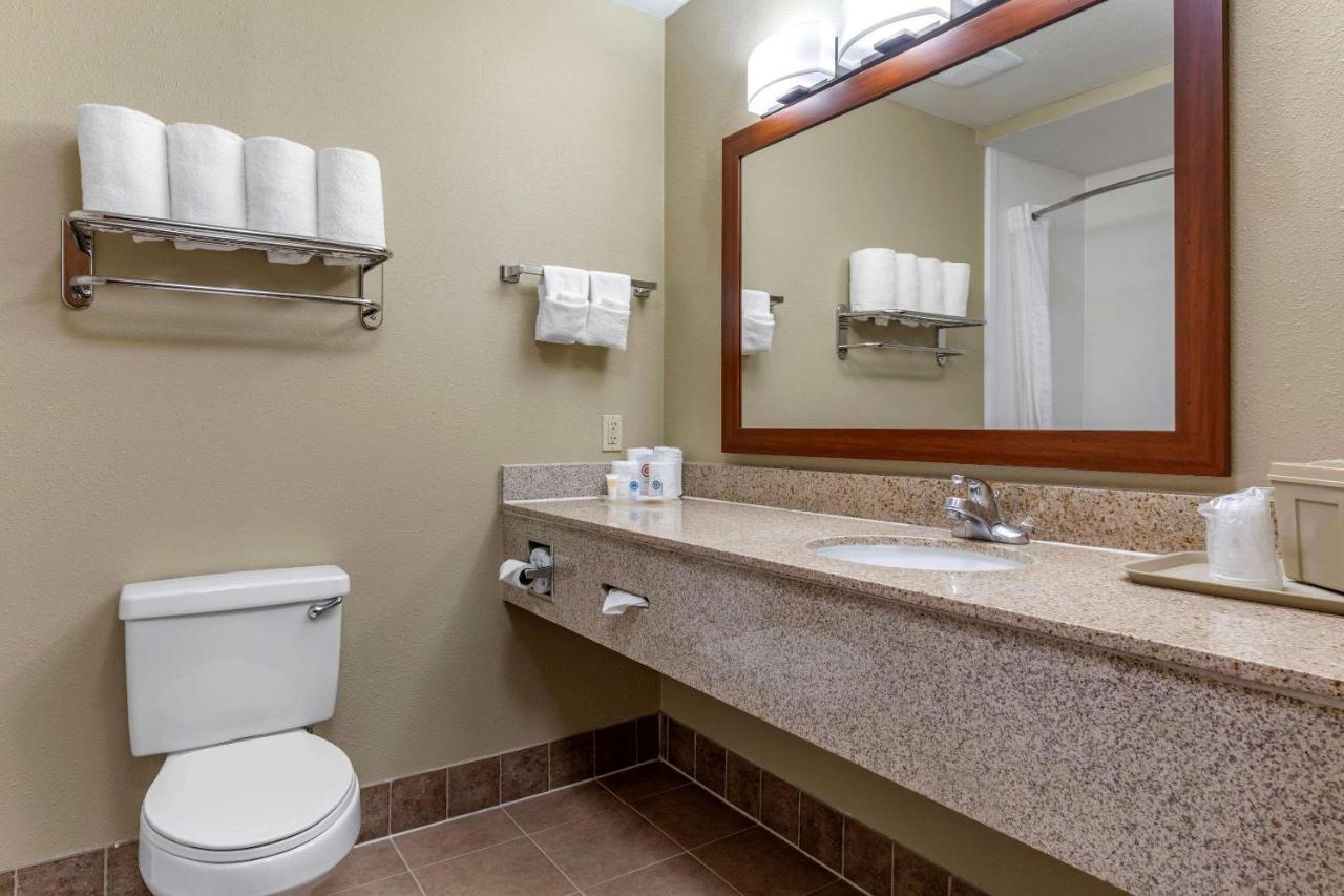 Comfort Suites Waco Near University Area Exterior photo
